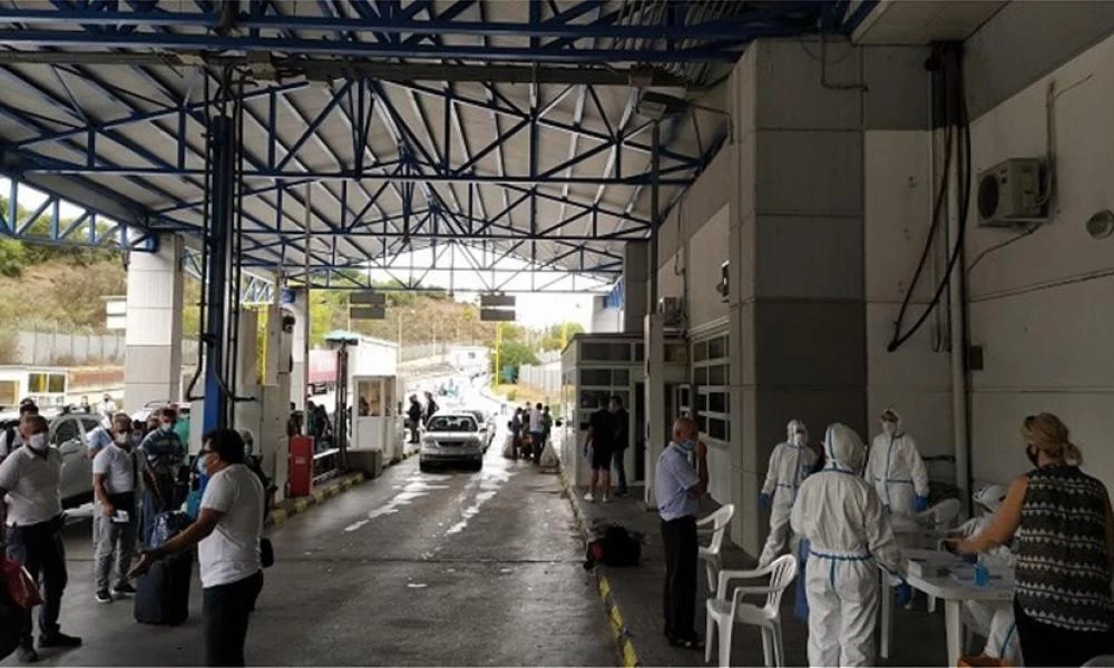 Σαρωτικοί έλεγχοι στην Κακαβιά: 2.000 τεστ κορωνοϊού σε ένα 24ωρο